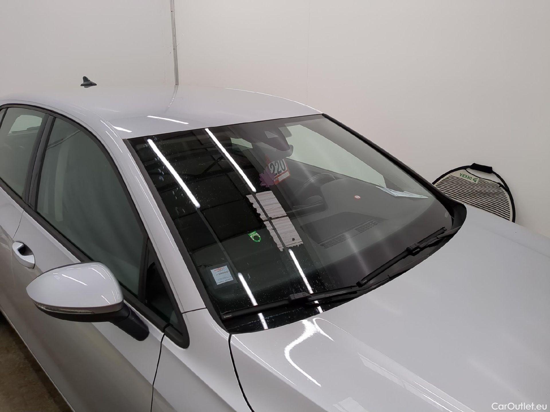  Volkswagen  Golf  VOLKSWAGEN / 2020 / 5P / Berline 1.0 TSI OPF 110 BVM6 Life Busi #10