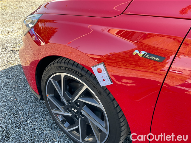  Hyundai  i30  FB 1.5TGDI 118 N Line AT #1