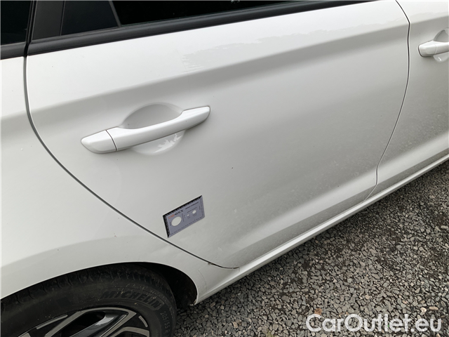  Hyundai  i30  kom.1.0TGDI Family Comf #6