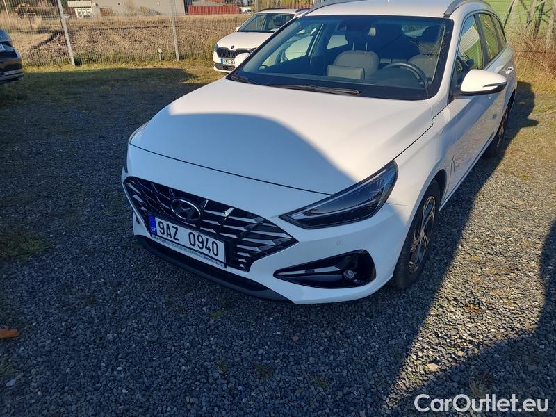  Hyundai  i30  (PD)(01.2017  ->)  kom.1.0TGDI Family Smart #4
