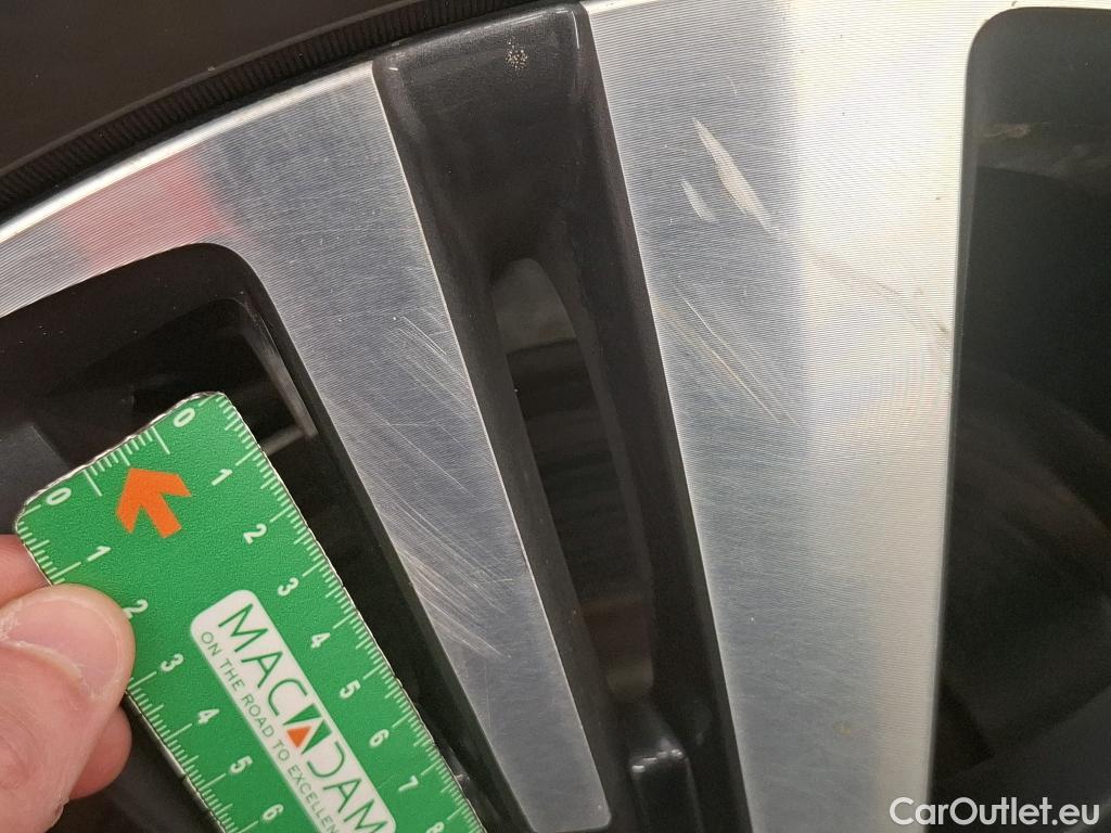  Peugeot  3008  II Allure 1.2 PureTech 130CV BVA8 E6d #4