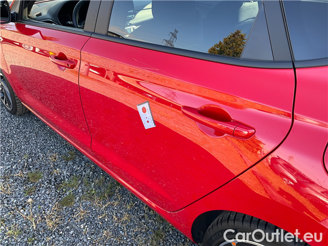  Hyundai  i30  FB 1.5TGDI 118 N Line AT #14