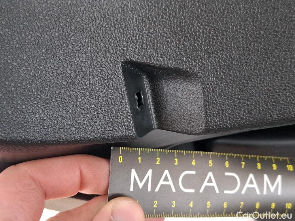  Renault  Megane  IV Berline 5 ptes. Techno 1.5 dCi 115CV BVA7 E6d #4