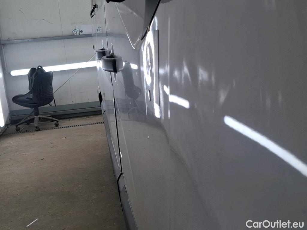  Renault  Master RENAULT  VU 4p Fourgon FG GCf Trac F3300 L2H2 dCi 130 Euro6 #44