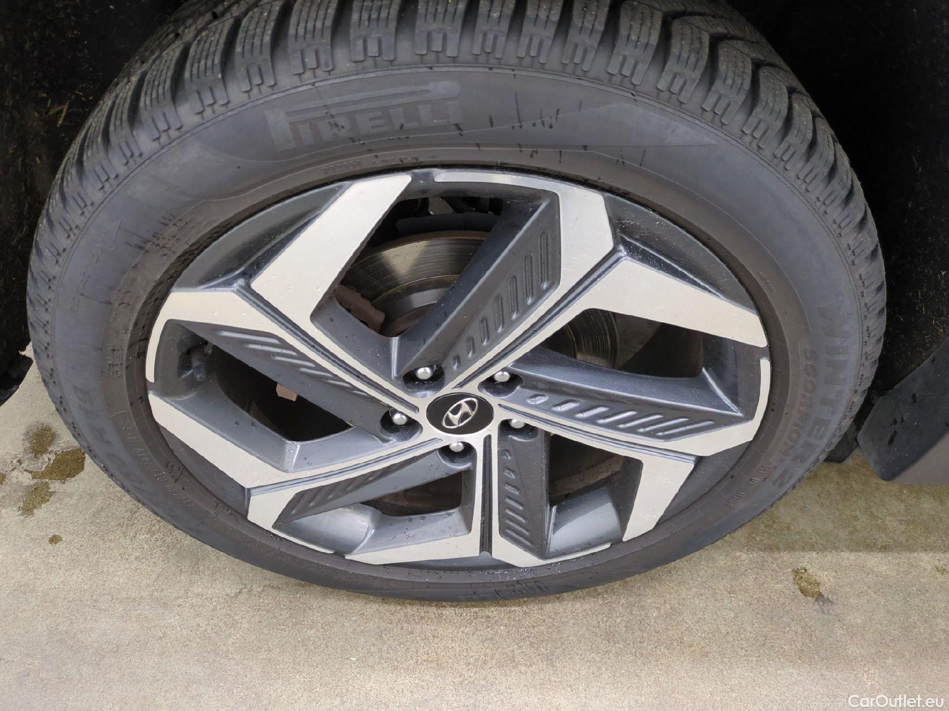  Hyundai  Tucson HYUNDAI  / 2020 / 5P / SUV 1.6 PHEV 265 HTRAC EXECUTIVE 4WD AUTO #9