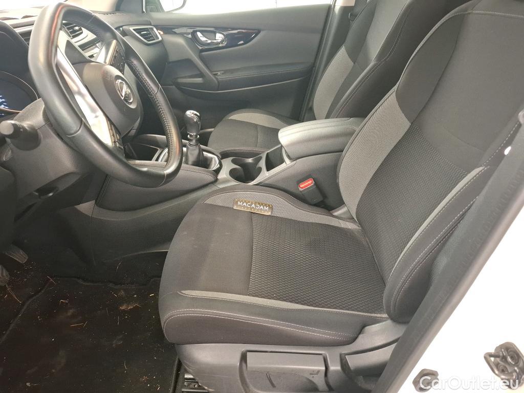  Nissan  Qashqai NISSAN  / 2017 / 5P / Crossover 1.5 DCI 115 Business Edition #1