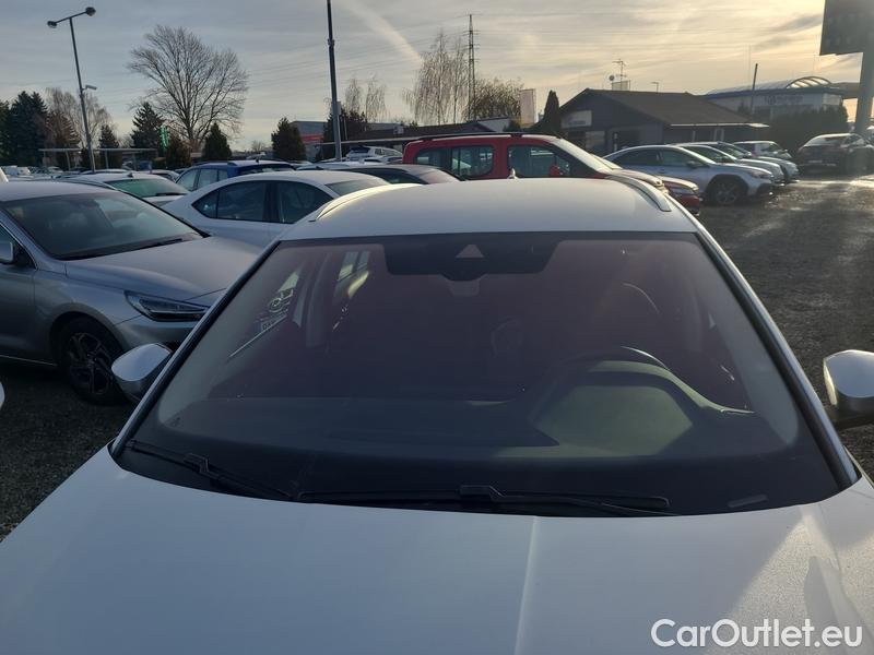  Skoda  Octavia  Combi (NX3)(2020) Oct.Combi 2.0TDI 110 Style AT #1