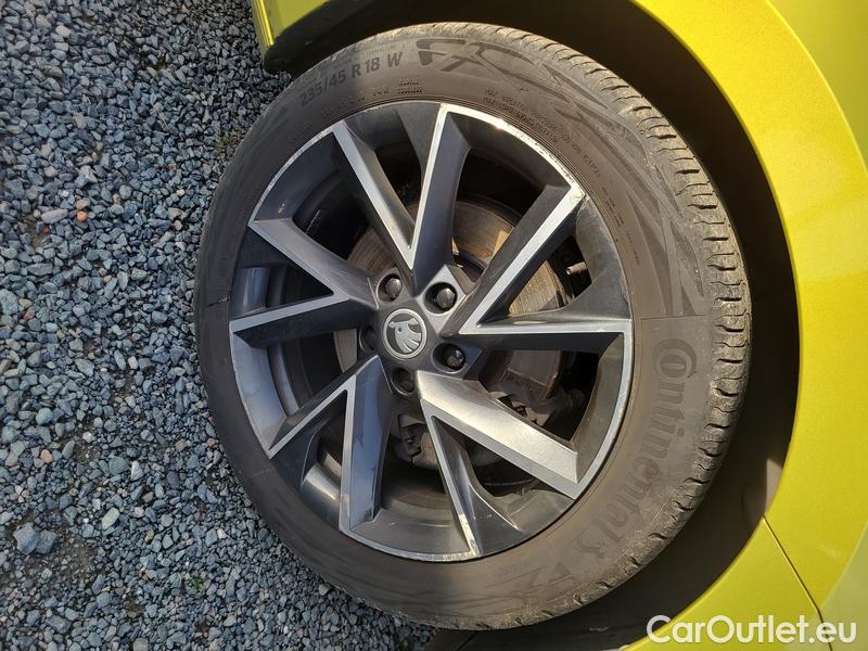  Skoda  Superb  2 (2008) Supe.FL1.5TSI 110 Sportline AT #16