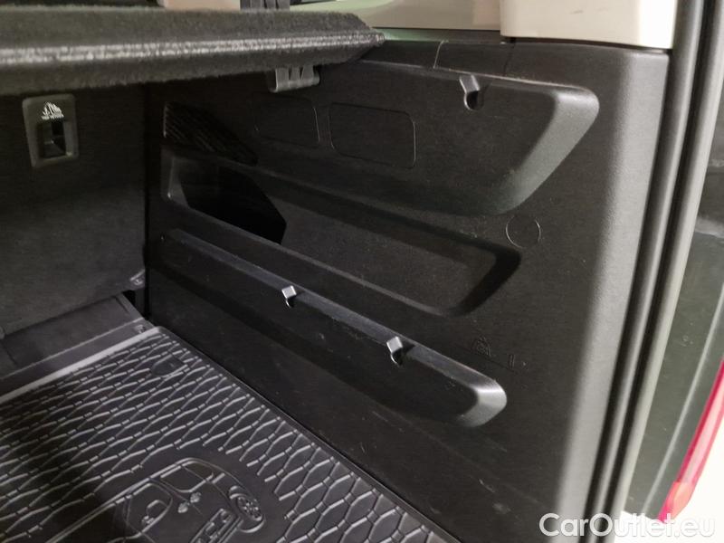  Opel  Combo   E Cargo (2018) C.Life 1.5CDTI 96 Elegance+ #9