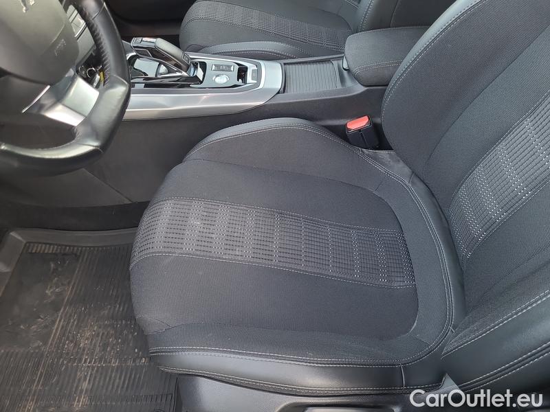  Peugeot  308  II (2013)  SW 1.5 BHDi 130 ALL.P Aut #9