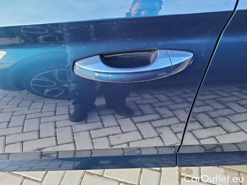  Skoda  Superb  (3V3)(2015) Supe.FL2.0TDI 110 Ambition AT #8