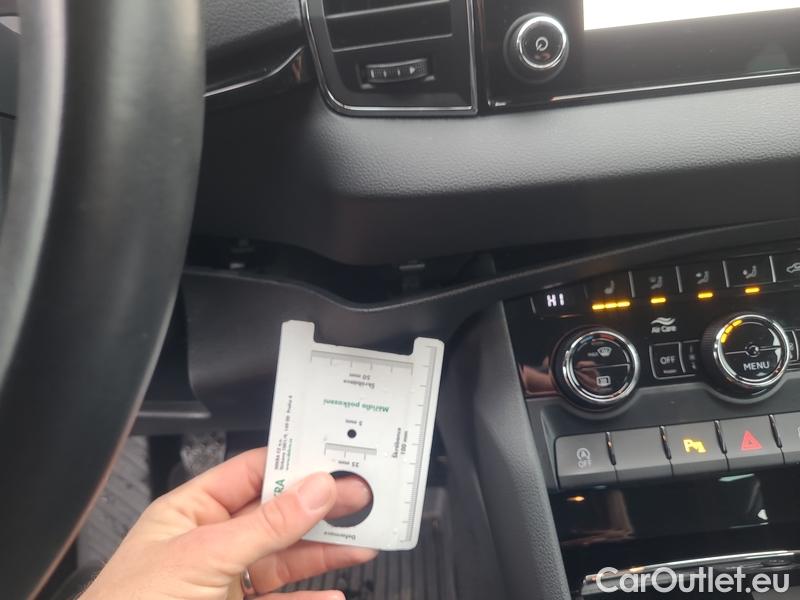  Skoda  Karoq  (NU)(2017->)  1.6TDI 85 Style #3