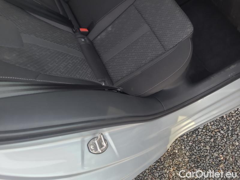  Skoda  Octavia  Combi (NX3)(2020) Oct.Combi 2.0TDI 110 Style AT #20