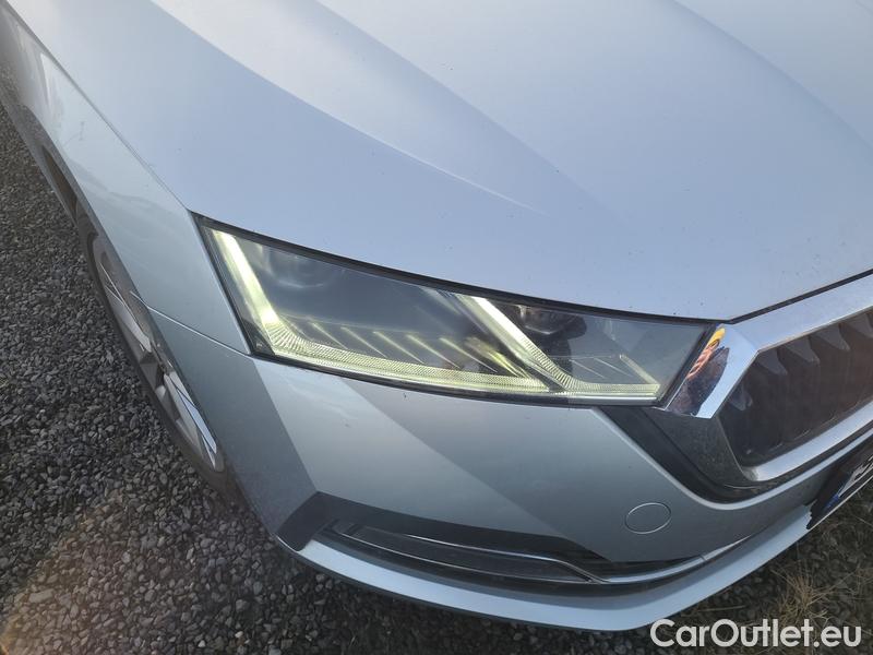  Skoda  Octavia  Combi (NX3)(2020) Oct.Combi 2.0TDI 110 Style AT #2