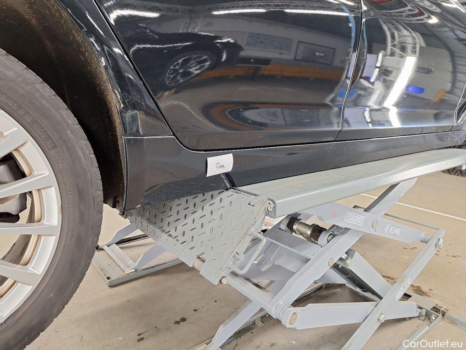  Bmw  Serie 5 BMW, 5-serie touring '17, BMW 5 Reeks Touring 520d XDrive Aut. (140 kW) 5d #13