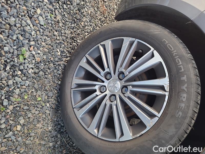  Peugeot  308  II (2013)  SW 1.5 BHDi 130 ALL.P Aut #19