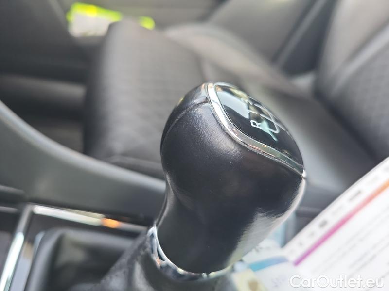  Skoda  Karoq  (NU)(2017->)  2.0TDI 110 Style #6