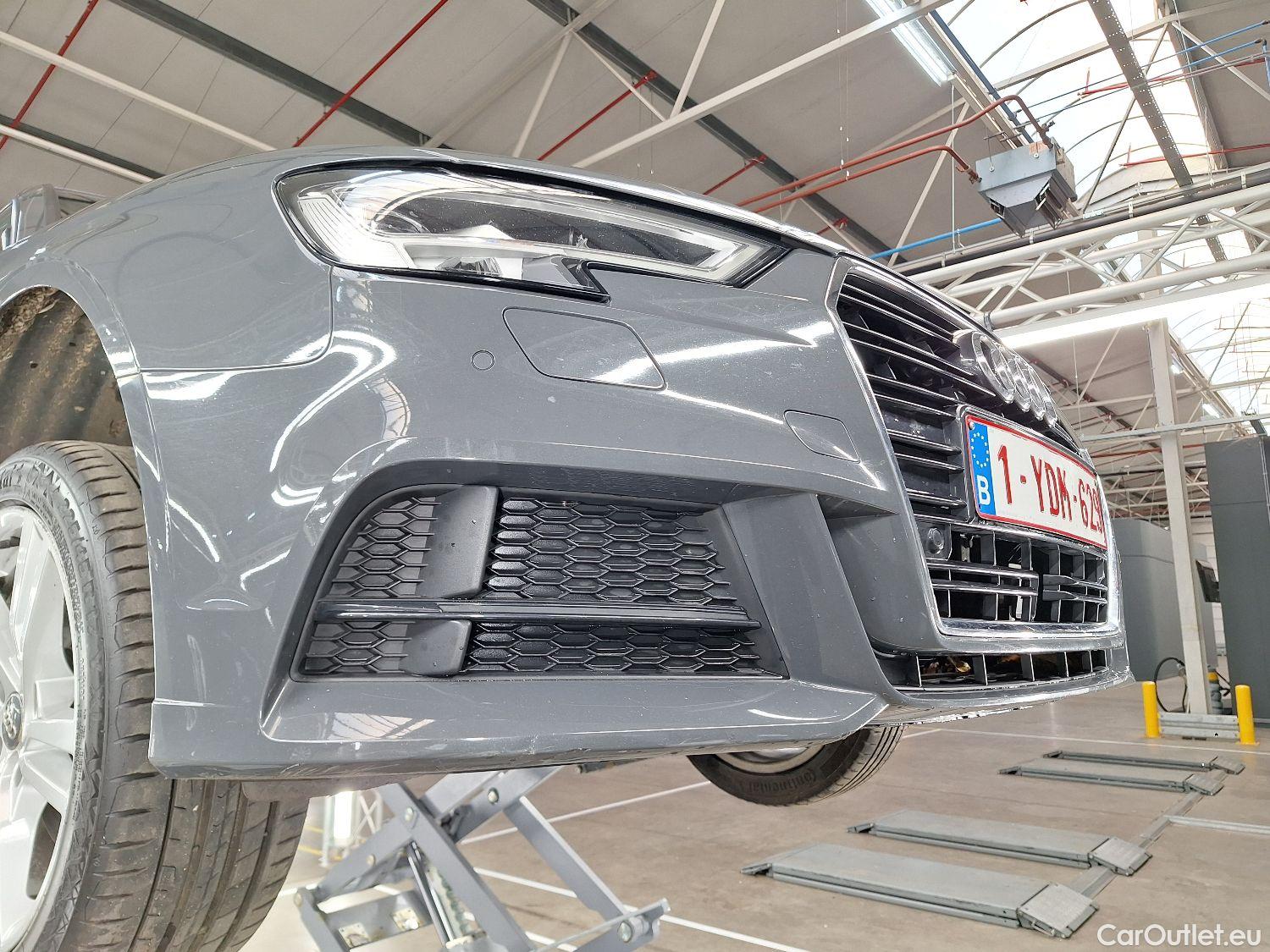  Audi  A3 Audi,  Berline FL'16, Audi  Berline 2.0 TDi 35 110kW S tronic Bus Ed 4 #16