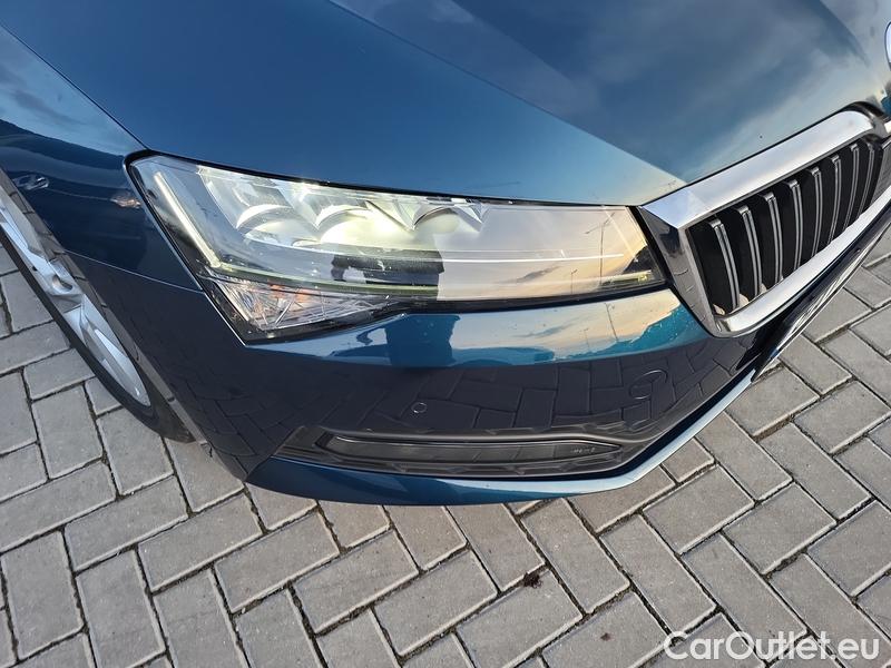  Skoda  Superb  (3V3)(2015) Supe.FL2.0TDI 110 Ambition AT #21