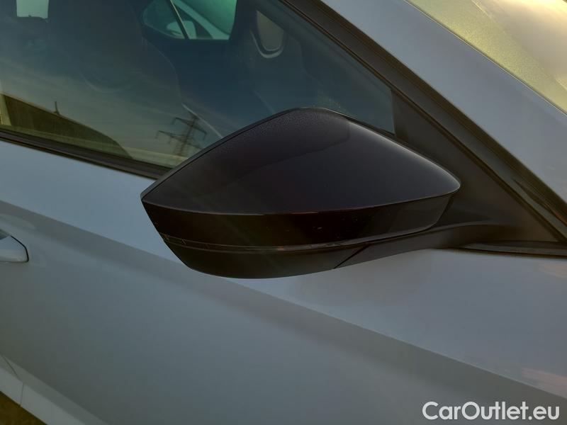  Skoda  Superb  2 (2008) Supe.FL1.5TSI 110 Sportline #10