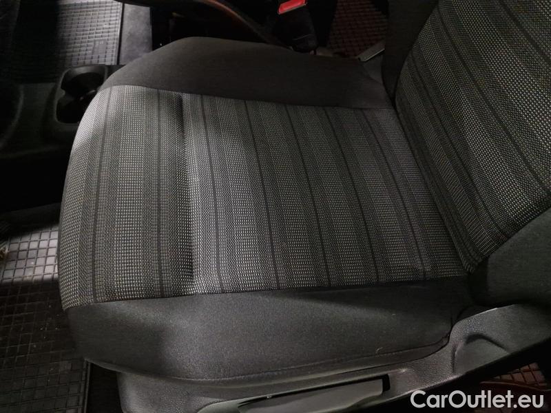  Opel  Combo   E Cargo (2018) C.Life 1.5CDTI 96 Elegance+ #1