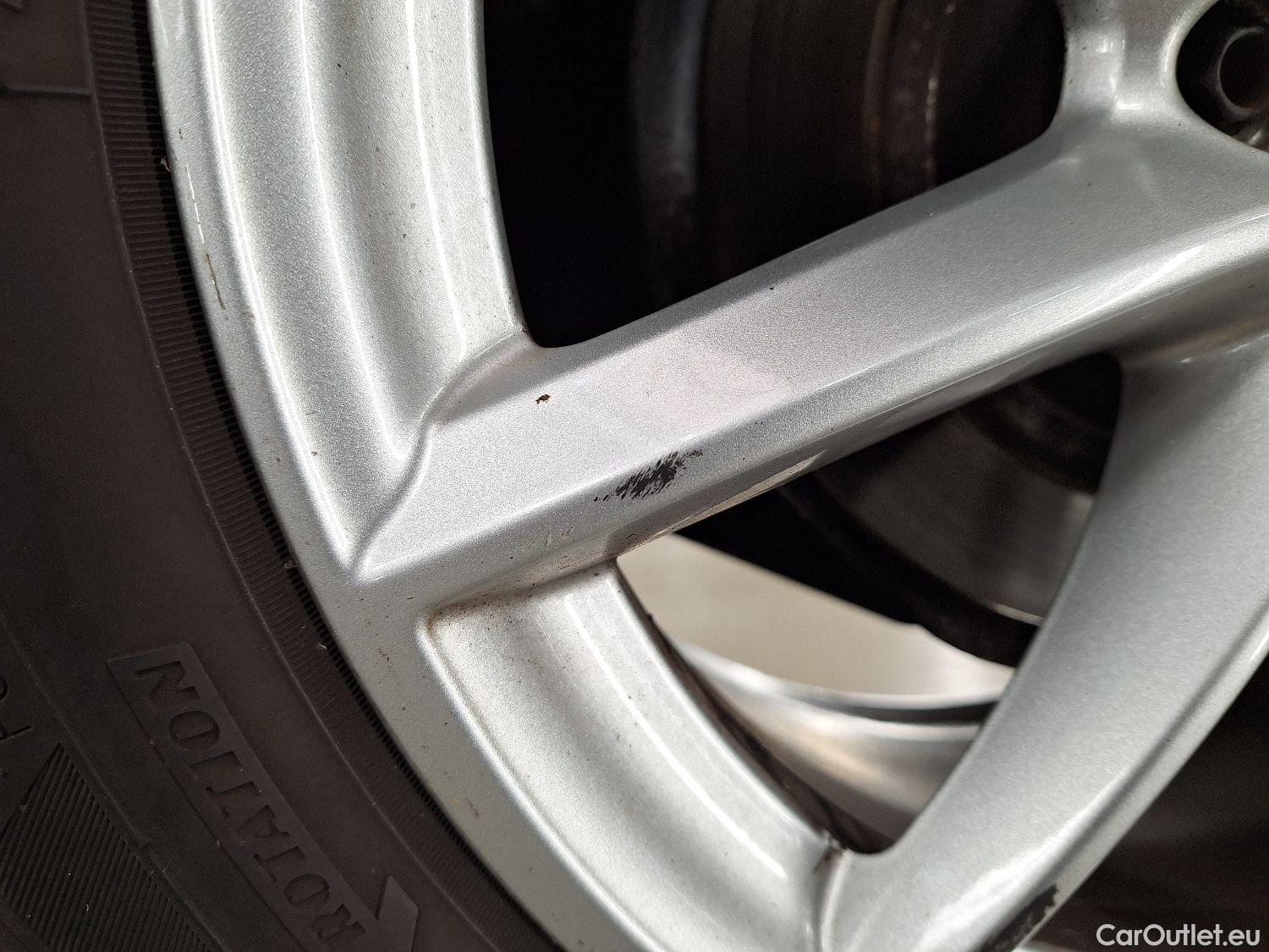  Bmw  X1 BMW,  FL'19, BMW  sDrive18d (110 kW) 5d #27