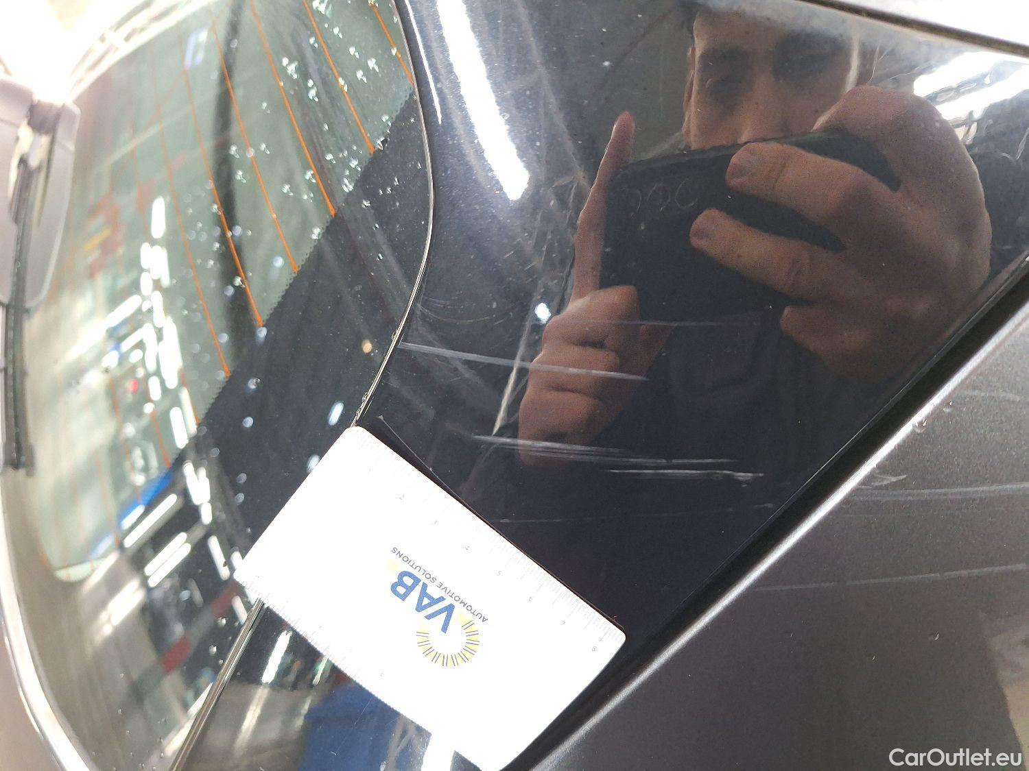  Bmw  X1 BMW,  FL'19, BMW  sDrive16dA (85 kW) 5d #38