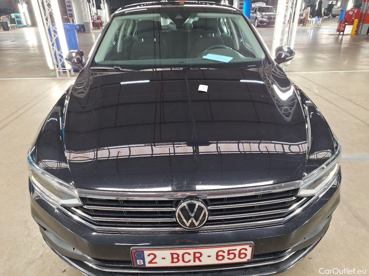  Volkswagen  Passat VW,  FL'19, Volkswagen  1.5 TSI Style Business DSG 4d #24