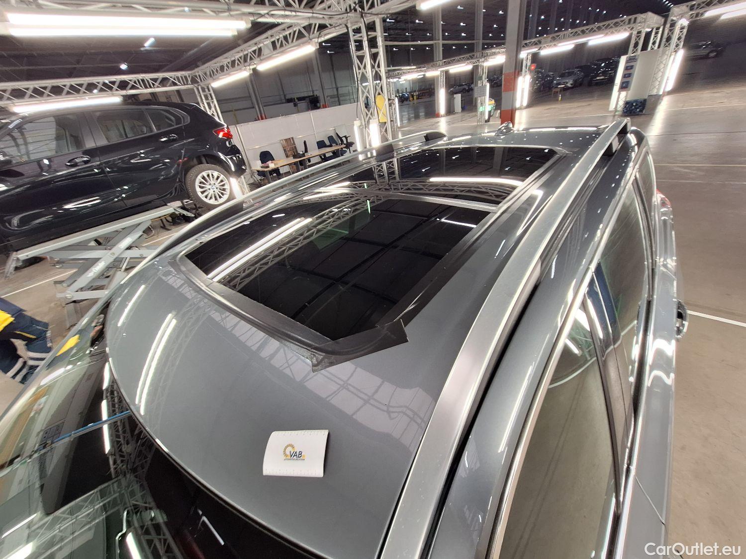  Volvo  XC90 Volvo,  '14, Volvo  2.0 D4 FWD Geartronic Momentum 7PL. 5d #55