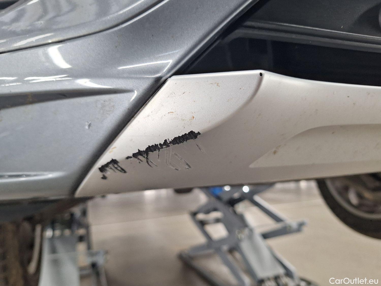  Volvo  XC90 Volvo,  '14, Volvo  2.0 D4 FWD Geartronic Momentum 7PL. 5d #51