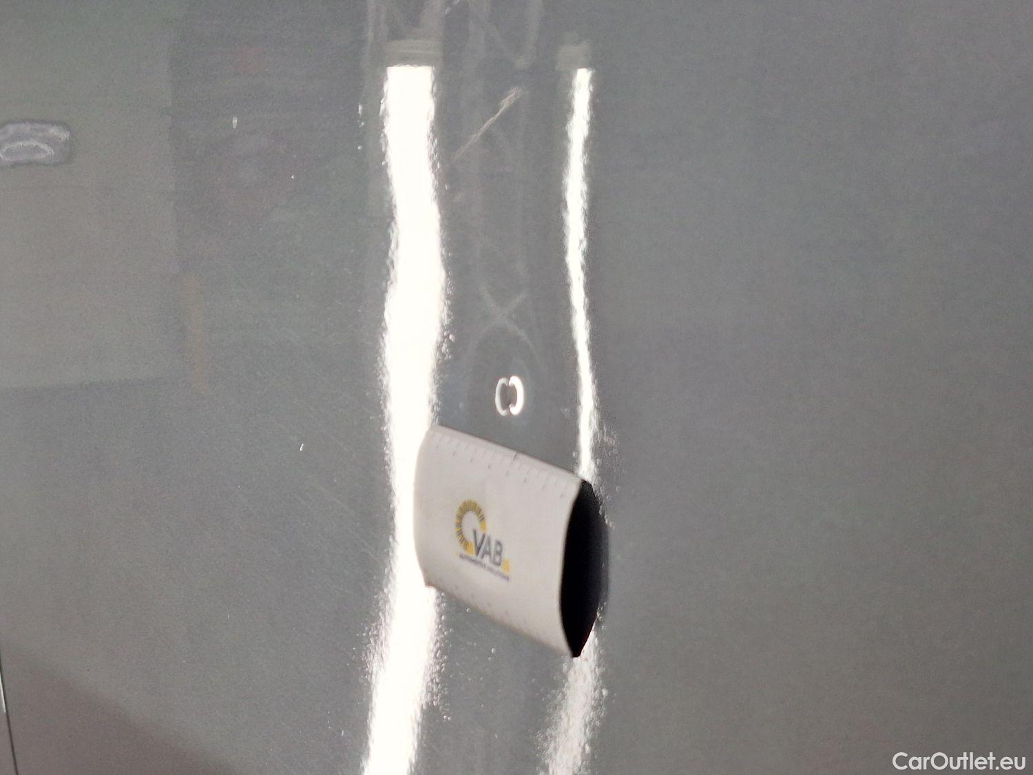  Volvo  XC90 Volvo,  '14, Volvo  2.0 D4 FWD Geartronic Momentum 7PL. 5d #39