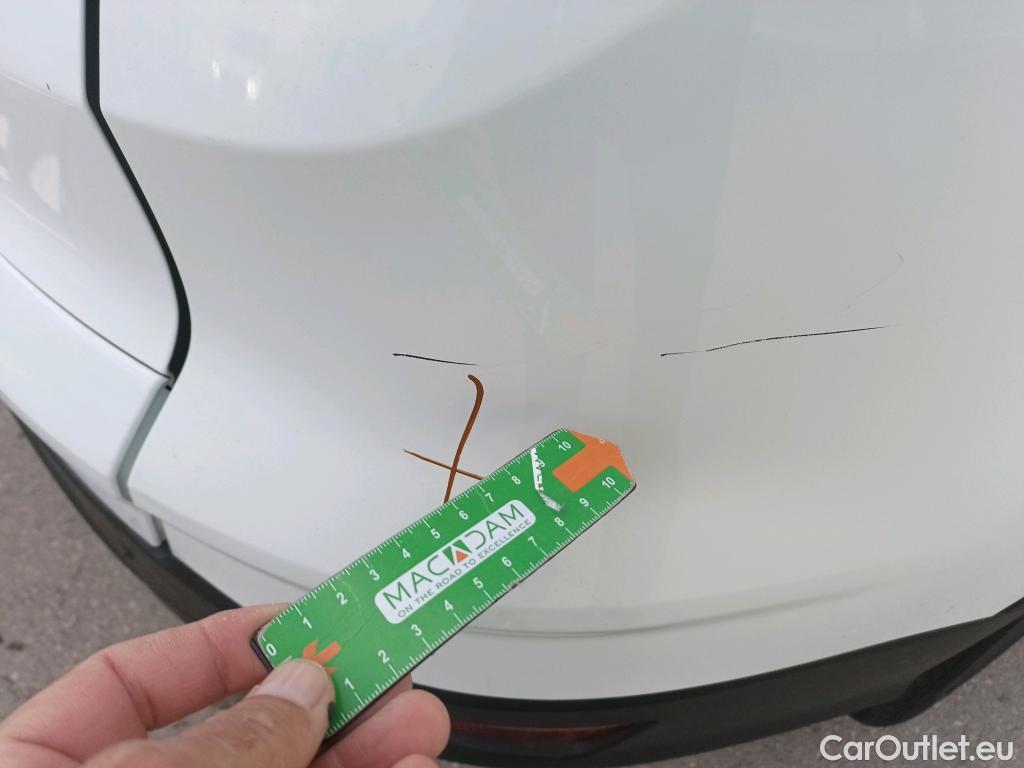  Ford  Kuga FORD  / 2016 / 5P / todoterreno 1.5 EcoBoost 88kW 4x2 Trend+ (CX) #41