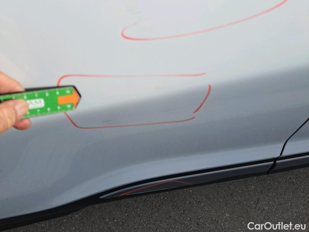  Hyundai  Konna HYUNDAI Kona / 2017 / 5P / todoterreno 1.6 GDI HEV SLE DCT #4