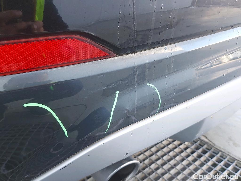  Audi  Q2 AUDI  / 2016 / 5P / todoterreno Design 30 TDI 85kW (116CV) #21