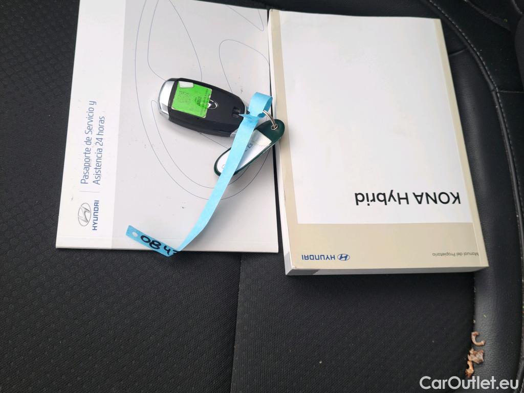  Hyundai  Konna HYUNDAI Kona / 2017 / 5P / todoterreno 1.6 GDI HEV SLE DCT #6