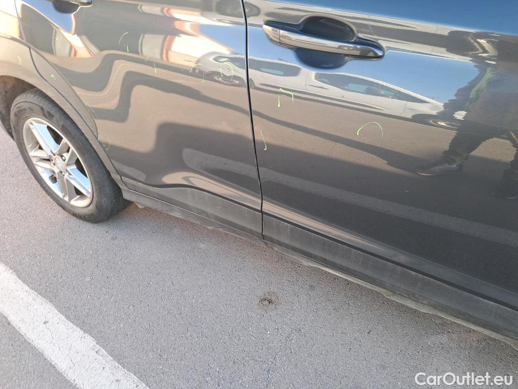  Hyundai  Konna HYUNDAI Kona / 2020 / 5P / todoterreno 1.0 TGDI 48V Maxx 4X2 #40