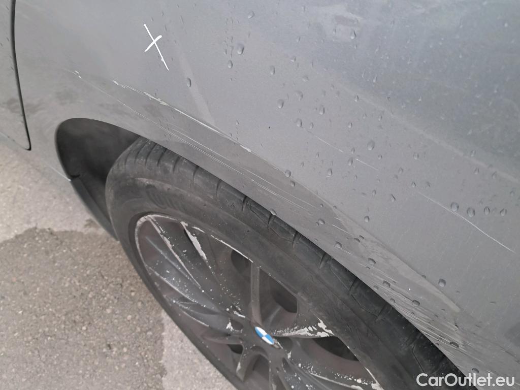  Bmw  Serie 1 BMW  / 2019 / 5P / berlina con portón 118i Corporate Auto. (AC) #9