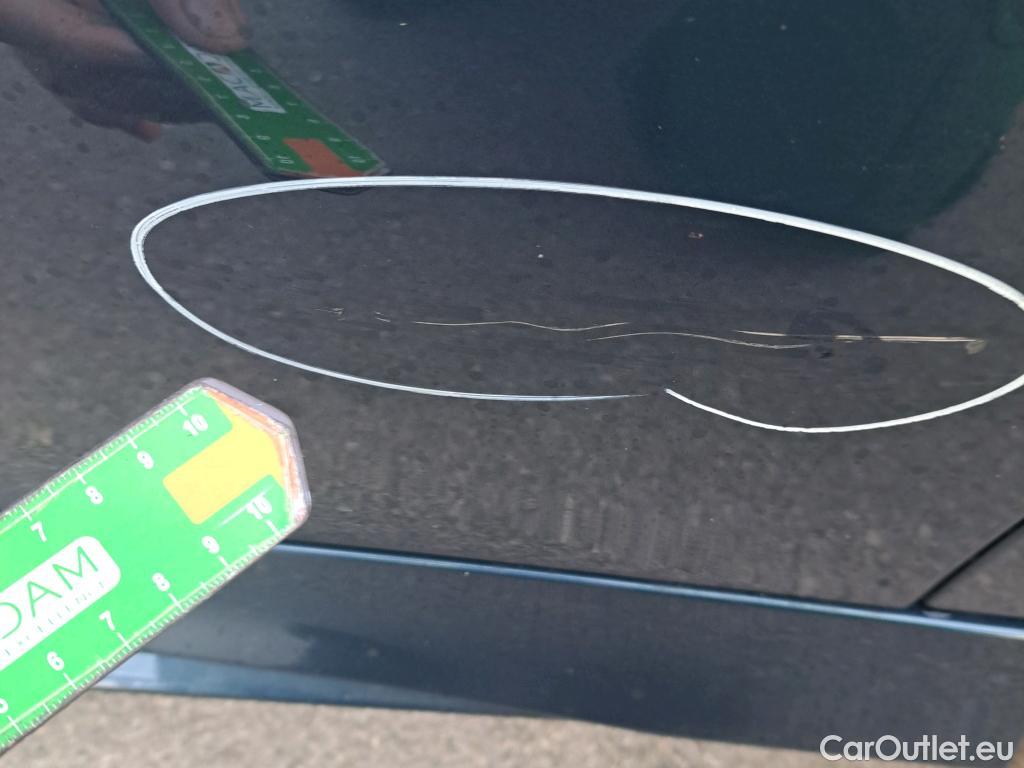  Mercedes  CLA-Klasse MERCEDES-BENZ CLA / 2019 / 4P / coupé CLA 200 #15