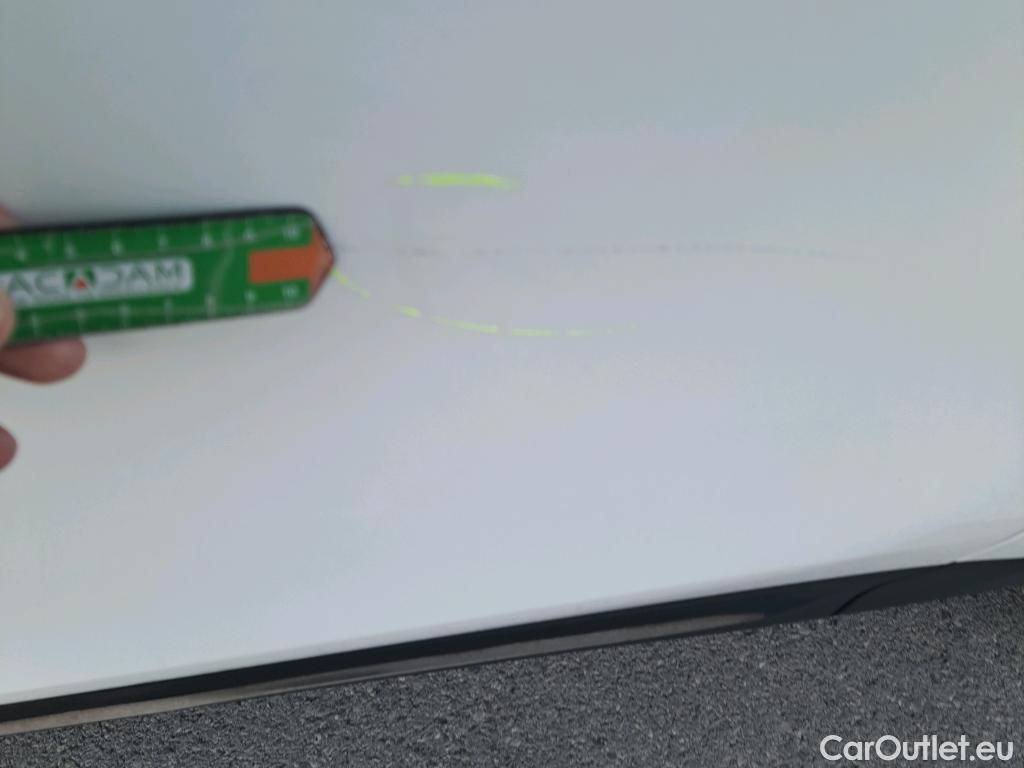  Mercedes  GLB MERCEDES-BENZ  / 2019 / 5P / todoterreno 2.0  200 D DCT 110KW (150CV) #27