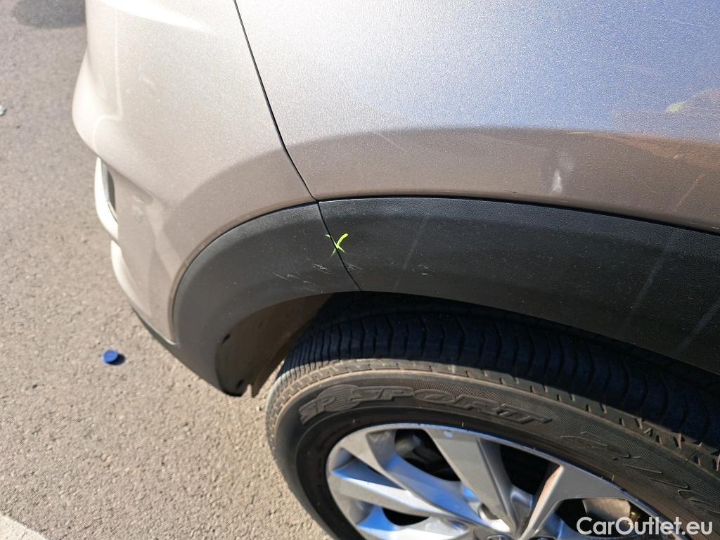  Hyundai  Tucson HYUNDAI  / 2018 / 5P / todoterreno 1.6 CRDI 85kW (116CV) 48V SLE 4X2(SP)(SL) #32