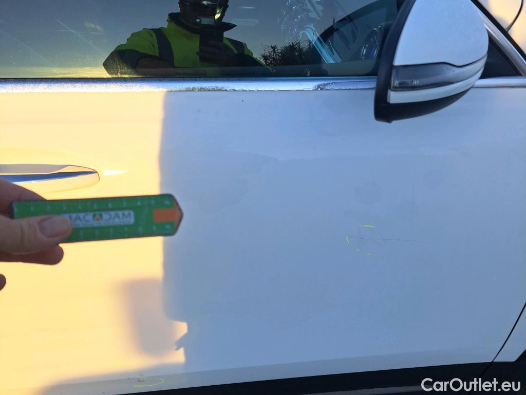  Mercedes  GLB MERCEDES-BENZ  / 2019 / 5P / todoterreno 2.0  200 D DCT 110KW (150CV) #26