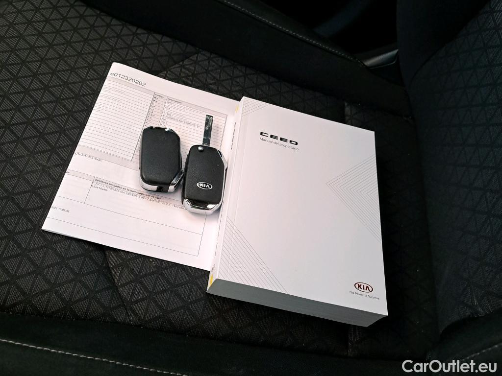  KIA  XCeed KIA  / 2019 / 5P / todoterreno 1.0 T-GDi Drive 88kW (120CV) #9