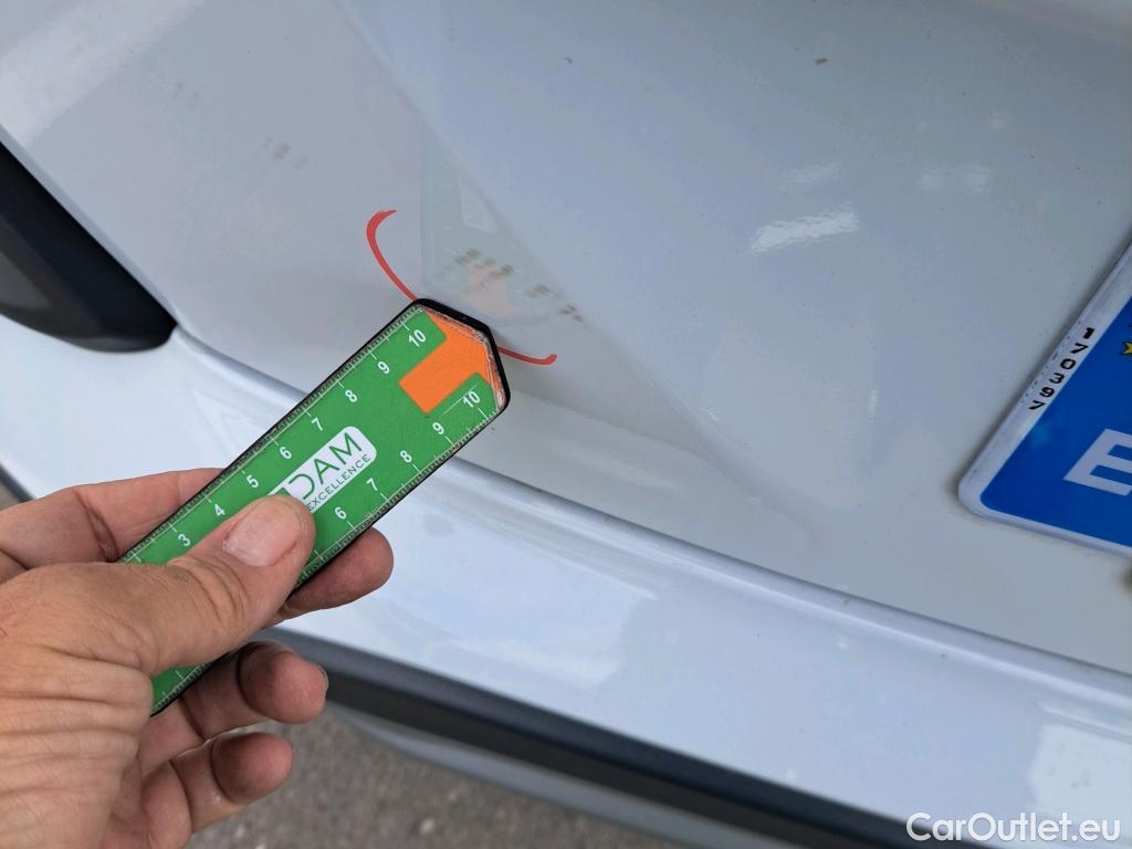  Hyundai  Konna HYUNDAI Kona / 2017 / 5P / todoterreno 1.6 GDI HEV SLE DCT #28