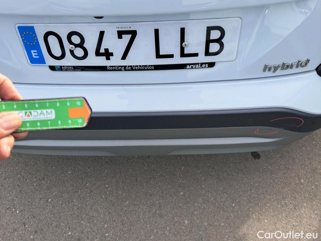  Hyundai  Konna HYUNDAI Kona / 2017 / 5P / todoterreno 1.6 GDI HEV SLE DCT #19