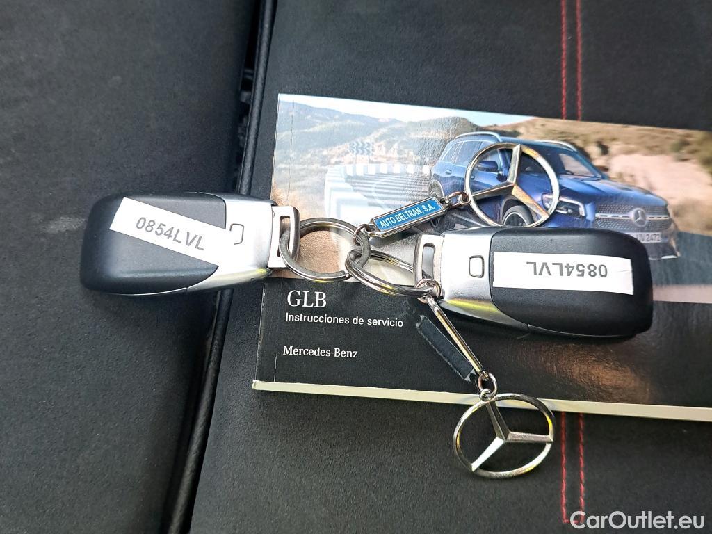  Mercedes  GLB MERCEDES-BENZ  / 2019 / 5P / todoterreno 2.0  200 D DCT 110KW (150CV) #18
