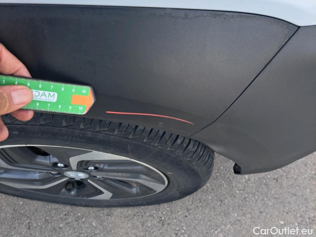  Hyundai  Konna HYUNDAI Kona / 2017 / 5P / todoterreno 1.6 GDI HEV SLE DCT #22