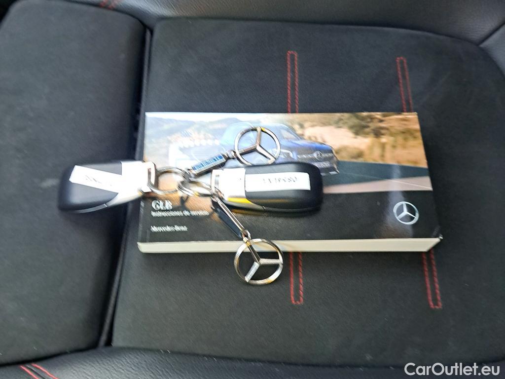  Mercedes  GLB MERCEDES-BENZ  / 2019 / 5P / todoterreno 2.0  200 D DCT 110KW (150CV) #17