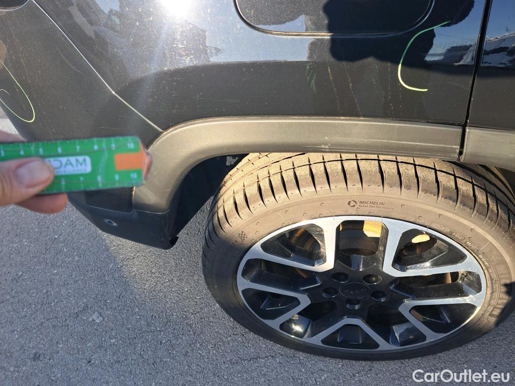  Jeep  Compass JEEP  / 2017 / 5P / todoterreno 1.3 PHEV 140kW (190CV) Limited AT AWD #41