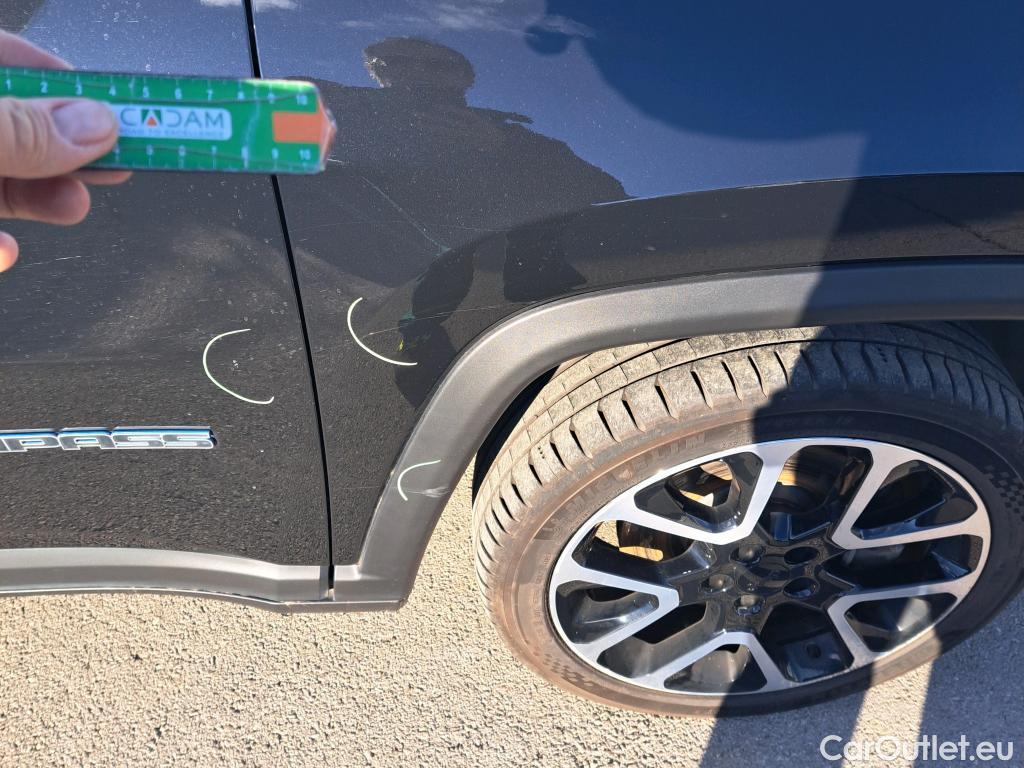  Jeep  Compass JEEP  / 2017 / 5P / todoterreno 1.3 PHEV 140kW (190CV) Limited AT AWD #39