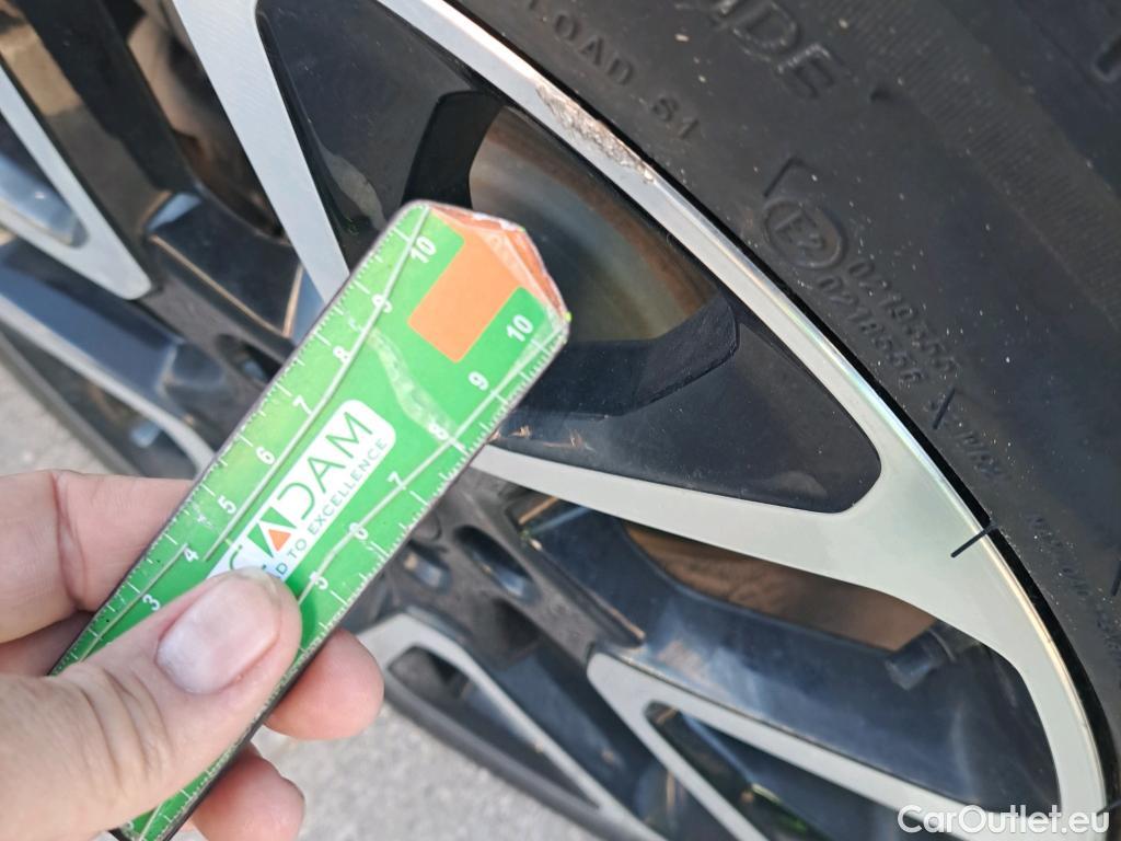  Jeep  Compass JEEP  / 2017 / 5P / todoterreno 1.3 PHEV 140kW (190CV) Limited AT AWD #53